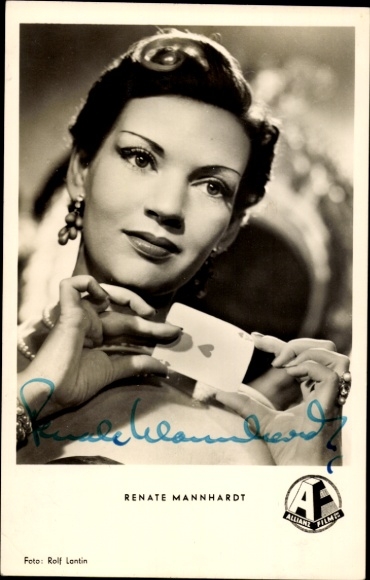 Postcard actress Renate Mannhardt, portrait, autograph, playing card
