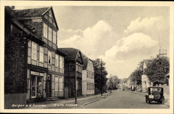 Postcard Bergen an der Dumme Wendland, Breite Straße, Shop