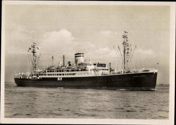 Postcard twin-screw motor vessel Cordillera, HAPAG