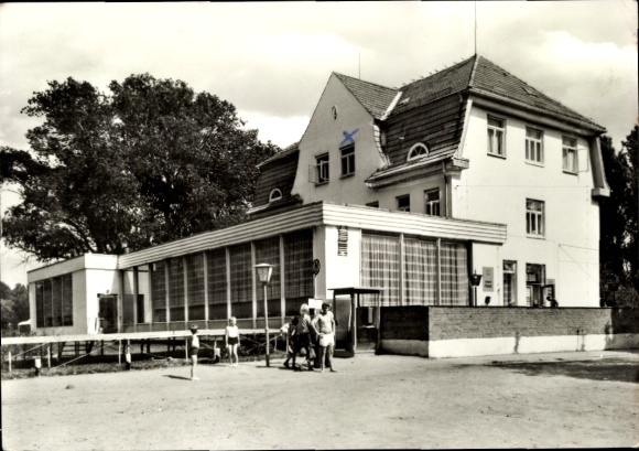 Postcard Schwarzer Busch Island of Poel Mecklenburg, Friendship Rest Home, white building with glass fro