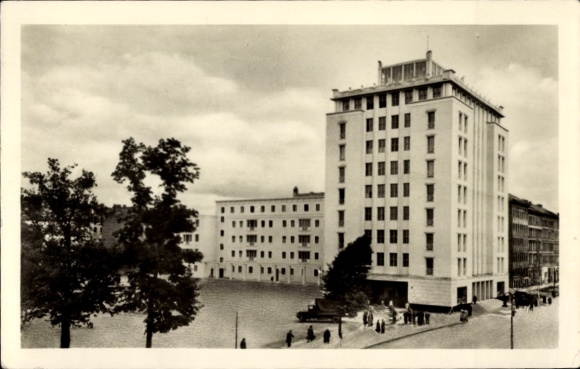 Postcard Berlin Friedrichshain, Weberwiese high-rise