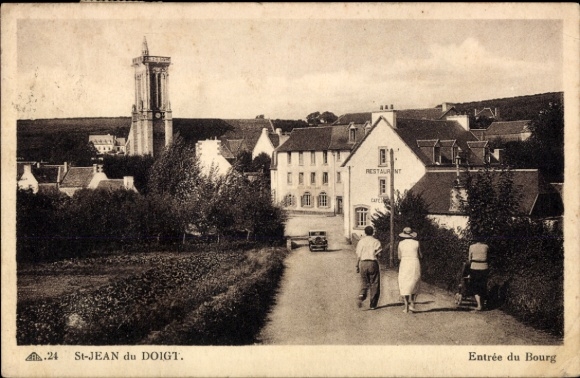 CPA Saint Jean du Doigt Finistère, Entrée du Bourg