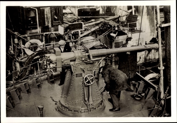 Photo British warship, picket boat, interior view, gun, February 1941