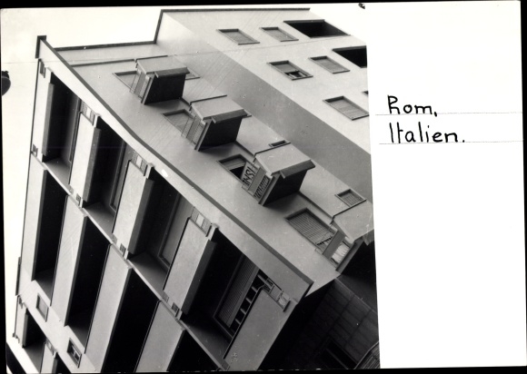 Photo Roma Rome Lazio, building facade, balconies