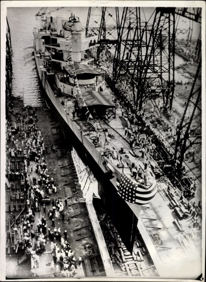 Foto Amerikanisches Kriegsschiff, US Navy, Kreuzer Minneapolis, Stapellauf, Werft Philadelphia