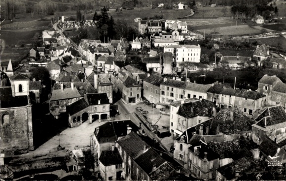 Postcard Saint Aulaye Dordogne, aerial view, houses, streets, rural surroundings, church