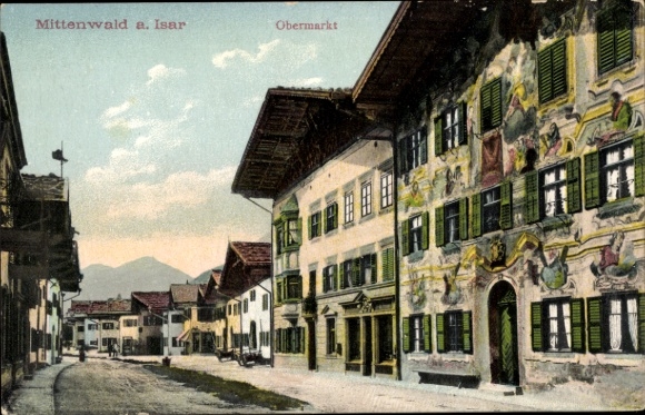 PC Mittenwald in the Garmisch Partenkirchen district, part of the Obermarkt, painted house