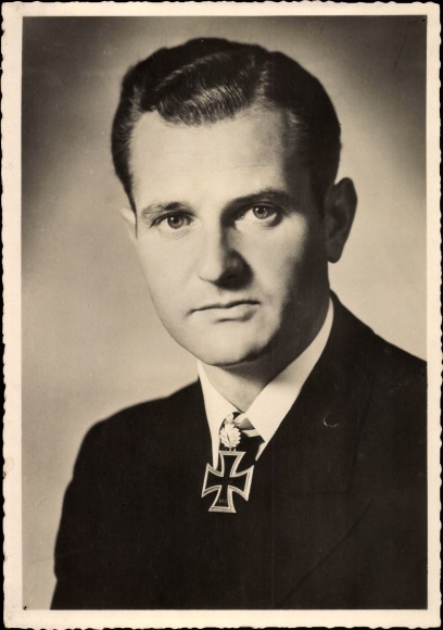 Ak Ritterkreuzträger Kapitänleutnant Bleichrodt, Portrait