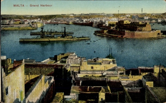 Valletta Malta, Grand Harbor, harbor scene, British warships
