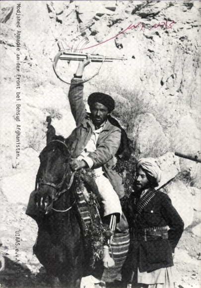 Foto Behsud Afghanistan, Revolution, Modjahed Ahmadie an der Front