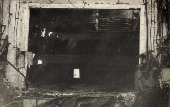 Photo Berlin Schöneberg, Theater, Nürnberger Straße, war destruction WWII, detail, rubble