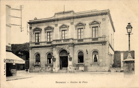 Ak Sceaux Hauts de Seine, vue générale de la Justice de Paix 