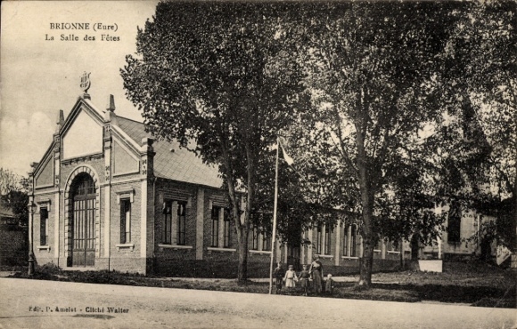 Postcard Brionne Eure, La Salle des Fêtes, architecture, trees, children,