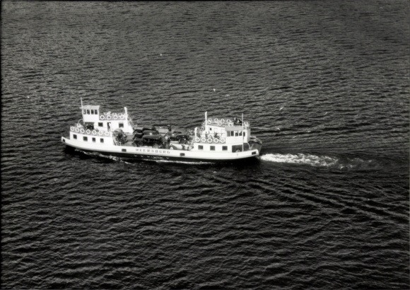 Photo Meersburg on Lake Constance, car ferry in motion