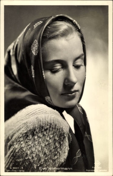 Postcard actress Eva Immermann, portrait, headscarf, Ross A 3592/1
