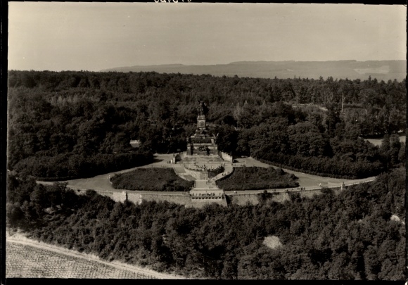 Photo Rüdesheim am Rhein, Niederwald National Monument, aerial photograph