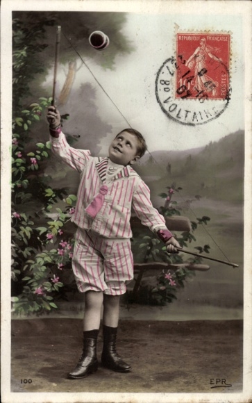 Ak Junge mit Diabolo, Porträt