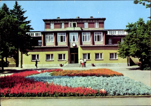 Postcard Bad Düben an der Mulde Saxony, iron mud bath, green facade, garden with blooming flowers, U...