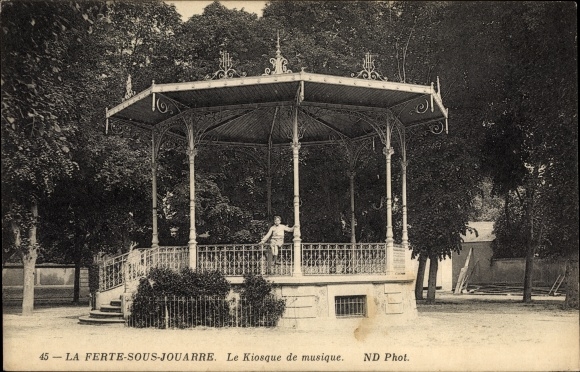 Ak La Ferté sous Jouarre Seine et Marne, Le Kiosque de musique