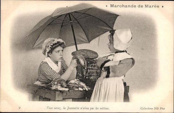 10 alte Ak Serie Fischverkäufer, Kinder als Fischhändler Marchande de Marée, diverse Ansichten