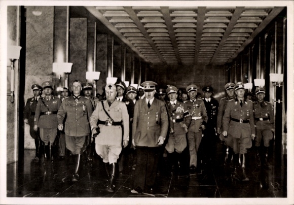 Ak München, Adolf Hitler, Benito Mussolini, Begegnung im Führerbau am 18. Juni 1940, Hoffmann M 7