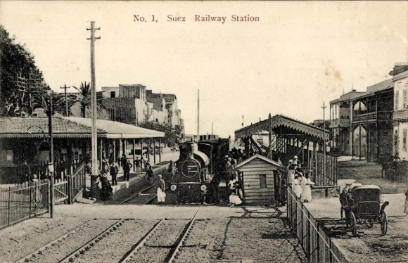 Postcard Suez Egypt, Railway Station, steam locomotive