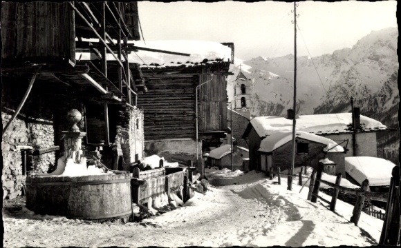 Postcard Saint Veran Hautes-Alpes, Ville sous la neige