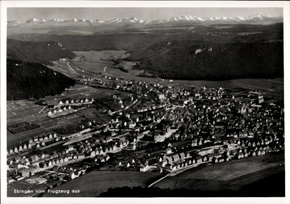 Ak Ebingen Albstadt, Fliegeraufnahme vom Ort