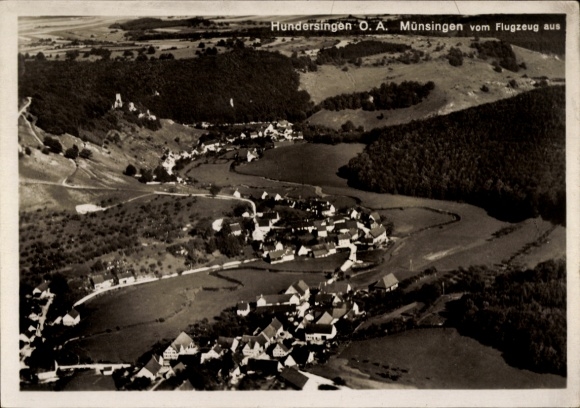 Ak Hundersingen Herbertingen in Württemberg, Luftaufnahme von Hundersingen, O. A. Münsingen, Flus
