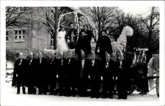 Photo Postcard Malsch in Baden, carnival parade, Prince Guard, floats