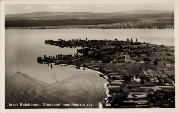Ak Niederzell Insel Reichenau Bodensee, Luftaufnahme