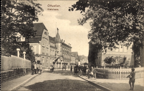 PC Ottweiler in Saarland, district house