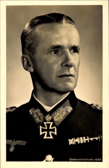 Ak Ritterkreuzträger Generalleutnant Herr, Wehrmacht