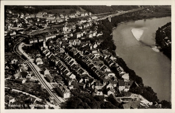 Postcard Waldshut Tiengen, aerial photograph of the town and the Rhine