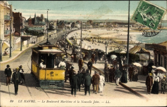 Postcard Le Havre Seine Maritime, Boulevard Maritime, New Jetee, beach promenade, a tram