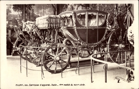 CPA Paris V, Musée de Cluny, Carrosse d'apparat