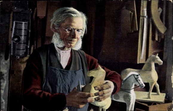 Postcard Odenwälder folk costumes, wood carvers at work, toy making, wooden horses
