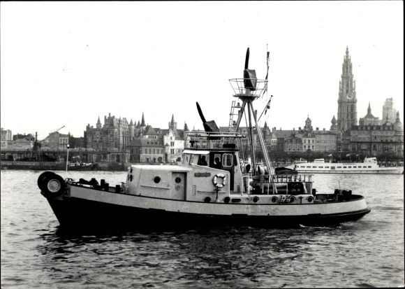 Photo Antwerp, tugboat in the port