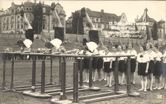 Zdjęcie KP 13. Niemiecki Festiwal Gimnastyczny Monachium, lipiec 1923, Modelowa Szkoła Gimnastyczna MTV Lüneburg