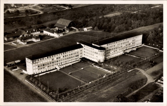 Postcard Bad Cannstatt Stuttgart in Württemberg, aerial photograph of the city skin clinic, black and white, cultivated
