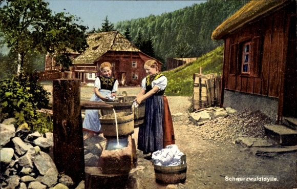 Ak Schwarzwaldidylle, Mädchen am Brunnen