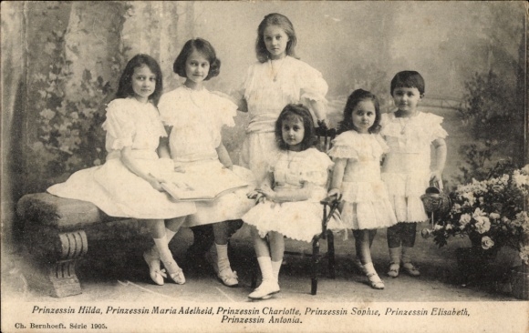 Postcard Luxembourg, Princesses Hilda, Maria Adelheid, Charlotte, Sophie, Elisabeth, Antonia