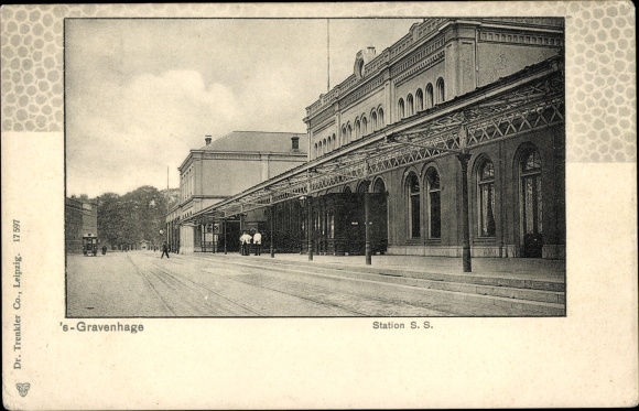 Ak &#39;s Gravenhage Den Haag Zuid-Holland, treinstation, straateinde