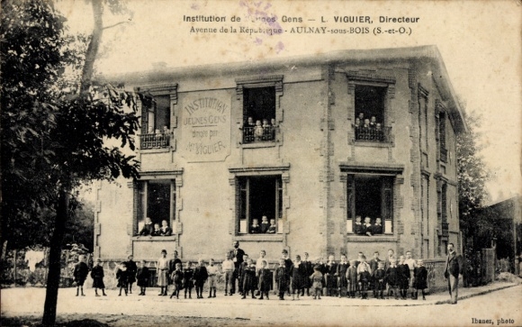 CPA Aulnay sous Bois Seine Saint Denis, Institution de Jeunes Gens, Avenue de la République