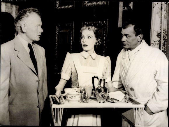 Zdjęcie sceny filmowej, Córka farmera, aktorzy Loretta Young, Charles Bickford i Joseph Cotten