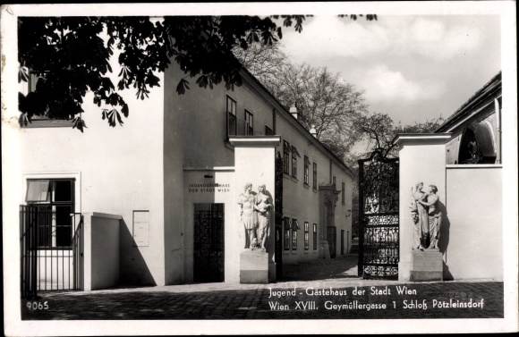 Postcard Wien 18 Währing, youth hostel of the City of Vienna, Geymüllerstraße 1, Pötzleinsdorf Castle