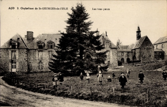 Postcard Isle-Saint-Georges Gironde, Orphanage