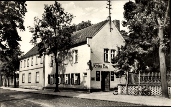 Postcard Doberlug Kirchhain in Brandenburg, HOG Grüner Berg, exterior view