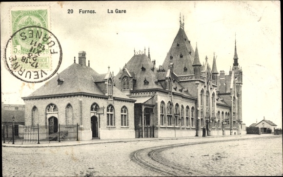 Postcard Veurne Veurne West Flanders, The train station