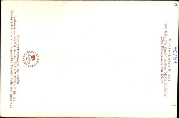 Postcard actress Marie Luise Etzel, portrait, telephone, Defa film The Captain of Cologne